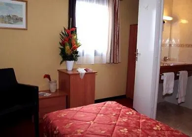 Hotel Acadie 3*